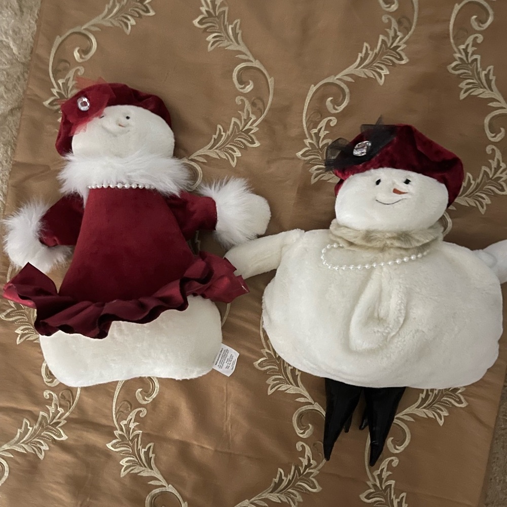 SOLDWoof Poof Snow ladies  one is musical